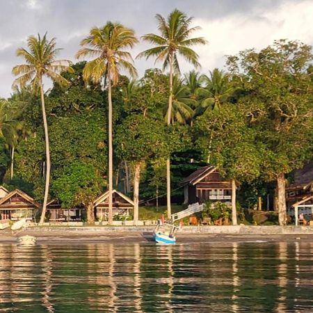 Pristine Paradise Dive Resort - Togean Islands, Una Una Pulau Unauna 外观 照片