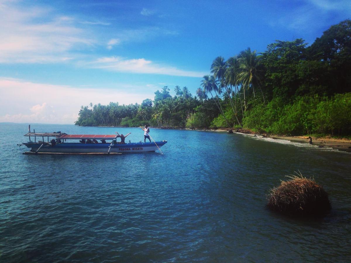 Pristine Paradise Dive Resort - Togean Islands, Una Una Pulau Unauna 外观 照片